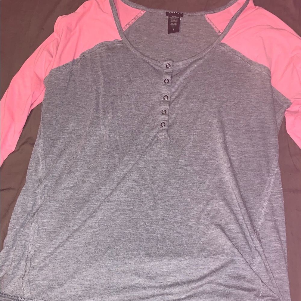 Torrid grey with pink sleeves long sleeve tee